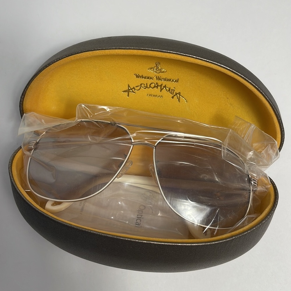 Vivienne Westwood Anglomania sunglasses NWT